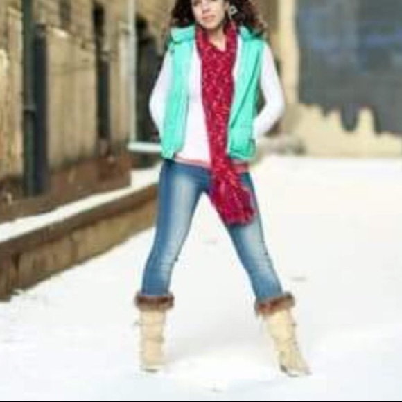 Mint Gap Puffer Vest - Picture 8 of 8